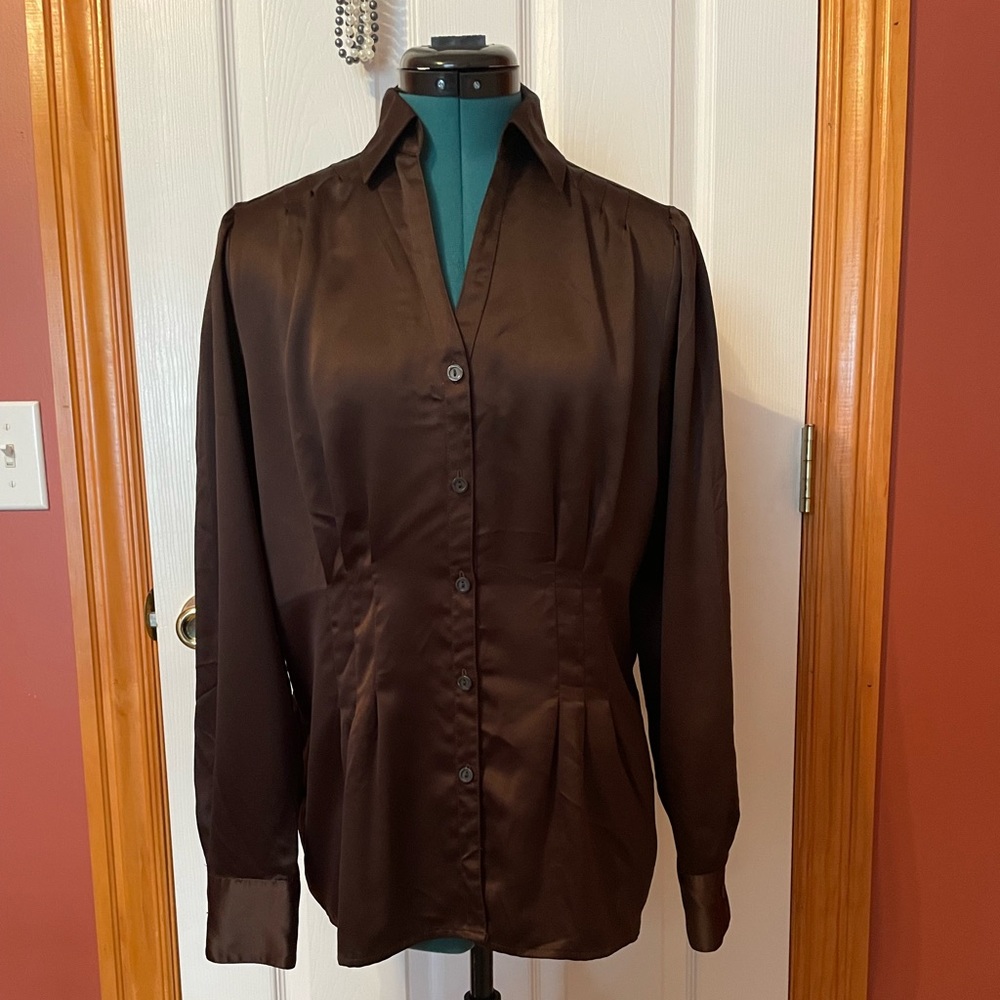 East 5th vintage fitted satin top with puff sleeve large